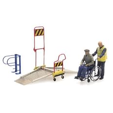 Kørestolsrampe og 2 figurer 