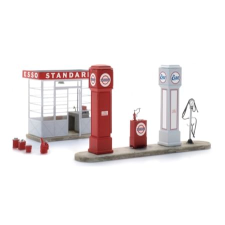 Gas station Esso-Standard 