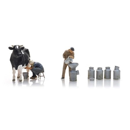 Milking farmers (2x) 