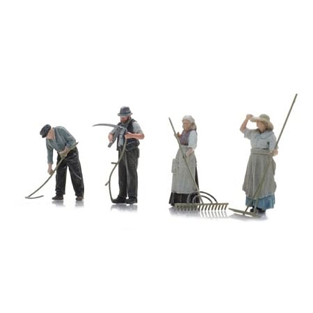 Hay making with scythe (4x) 