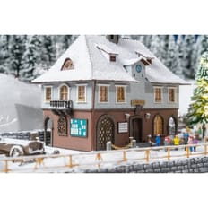 Julesæt hus med figurer 