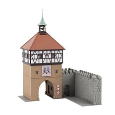 Altstadttor mit Mauer 