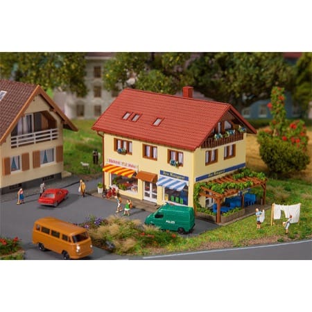 Faller 232336 Metzgerei/Bäckerei | Modell & Technik Ziegler Faller 232336 Metzgerei/Bäckerei | Modell & Technik Ziegler