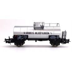 DSB ZE 503 694 "Aarhus Oliefabrik A/S" tankvogn 2 
