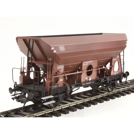 Self discharging wagon Otmm61, DB, era 3, xxx 