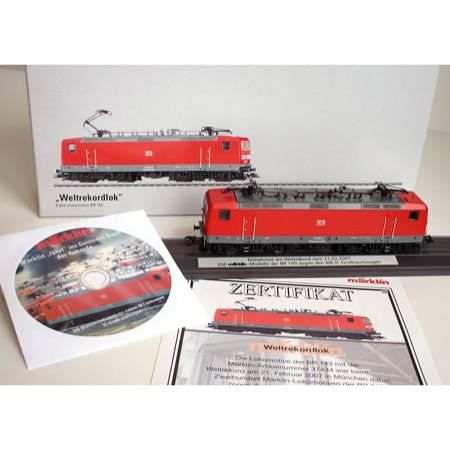 Original Weltrekord-Lok, einmalige Serie. - BR 143 DB AG AC