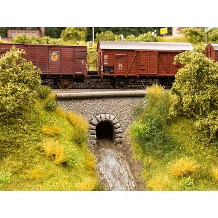 Vandløbs tunnel 