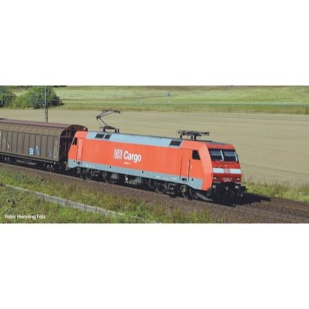 E-Lok BR 152 DB Cargo V + DSS PluX22 DC