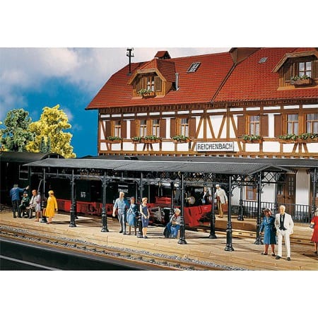 Roof-covered platform 