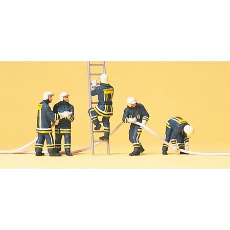 Feuerwehrmänner in moderner E 