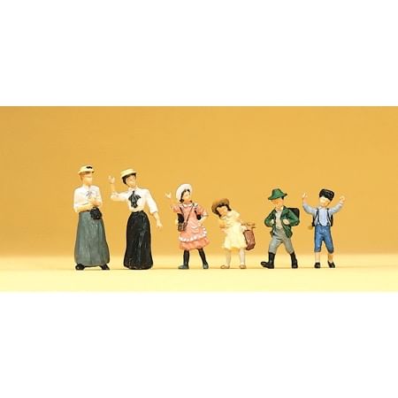 Fruer og børn, ca. 1900 