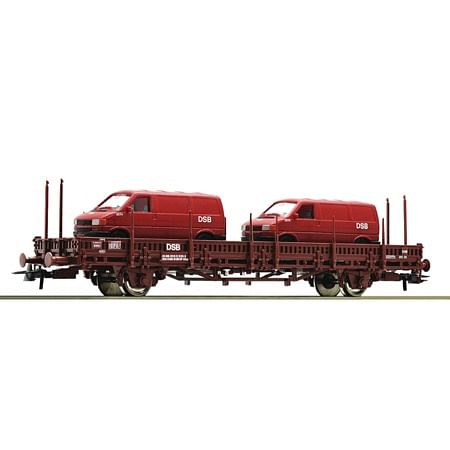 DSB Kbs med 2 stk. "DSB" varevogne 